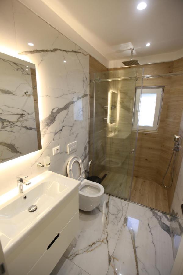 Arkle Apartment 1 地拉那 外观 照片